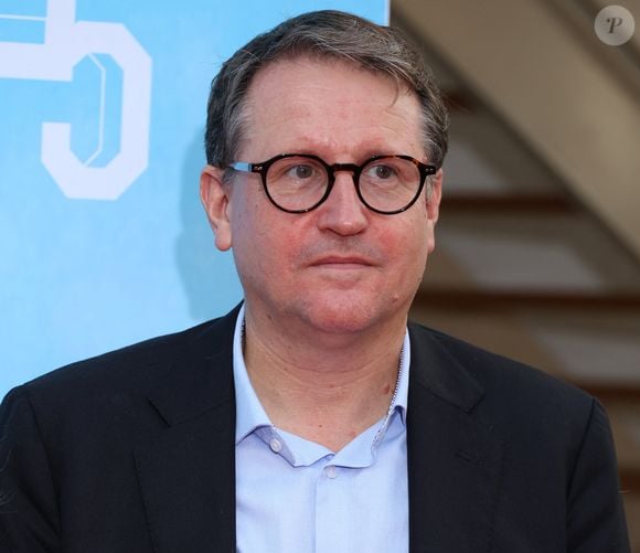 Le PDG de TF1, Rodolphe Belmer, a de grandes ambitions et il ne s'en cache pas.
Rodolphe Belmer - Photocall avec les intervenants du Grand débat politique "Plateformisation : comment réinventer la circulation des œuvres ?" lors de la 25ème édition du Festival de la Fiction de la Rochelle.
© denis Guignebourg / Bestimage