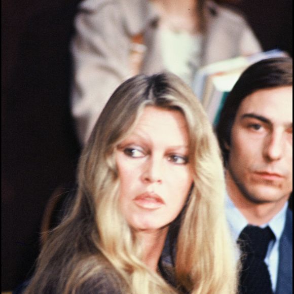 Archives - Brigitte Bardot et Allain Bougrain-Dubourg au Parlement européen. AGENCE / BESTIMAGE