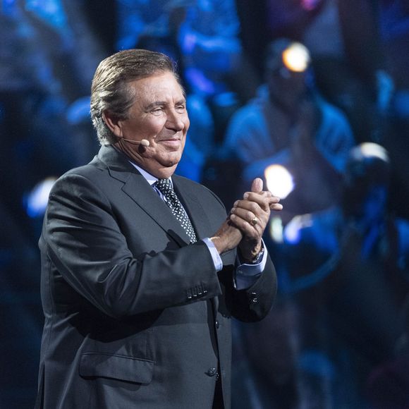 Exclusif - Jean-Pierre Foucault - Enregistrement de l'émission "La Chanson secrète 4", qui sera diffusée le 4 janvier 2020 sur TF1, à Paris. Le 17 décembre 2019
© Gaffiot-Perusseau / Bestimage