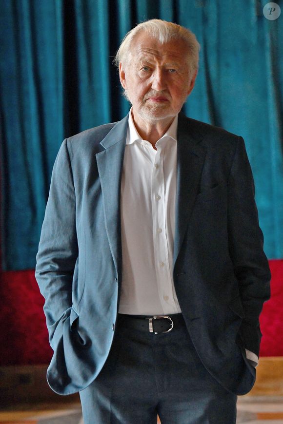A combien est estimée sa fortune ?

Pierre Gagnaire à l'hôtel Negresco à Nice, France, le 6 octobre 2023, lors de la cinquième journée de la 5ème édition du festival Cinéroman pour le film "La Passion de Dodin-Bouffant" réalisé par Tran Anh Hung. © Bruno Bebert/Bestimage