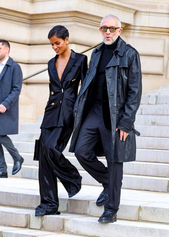 Vincent Cassel et sa compagne Narah Baptista - Sorties des célébrités au défilé Schiaparelli "Collection Haute Couture Printemps/Eté 2026" lors de la Fashion Week de Paris (PFW), au Petit Palais à Paris, France, le 26 janvier 2026. © Denis Guignebourg/Bestimage