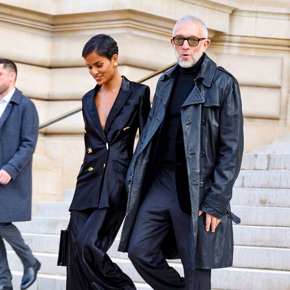 Vincent Cassel et sa compagne Narah Baptista - Sorties des célébrités au défilé Schiaparelli "Collection Haute Couture Printemps/Eté 2026" lors de la Fashion Week de Paris (PFW), au Petit Palais à Paris, France, le 26 janvier 2026. © Denis Guignebourg/Bestimage