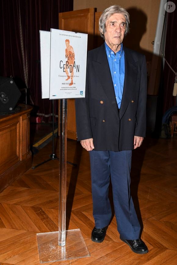 Il avait fait comme son père carrière dans la boxe

Marcel Cerdan Junior - Soirée de commémoration du 100ème anniversaire de la naissance de Marcel Cerdan (Champion du monde de boxe) en présence de son fils Marcel Cerdan Jr. à la mairie du 15ème arrondissement de Paris, France, le 18 octobre 2016. © Pierre Perusseau/Bestimage