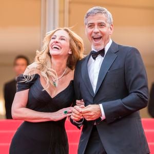 Julia Roberts et George Clooney - Montée des marches du film "Money Monster" lors du 69ème Festival International du Film de Cannes. Le 12 mai 2016. © Borde-Jacovides-Moreau/Bestimage