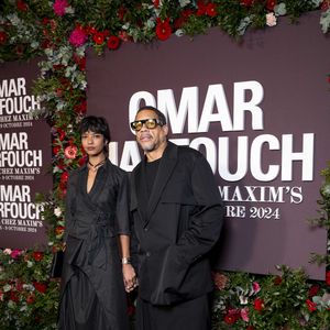 JoeyStarr (Joey Starr) et sa compagne Pauline au photocall de la soirée Omar Harfouch "Dîner chez Maxim's" à Paris le 9 octobre 2024.
© Perusseau / Tribeca / Bestimage