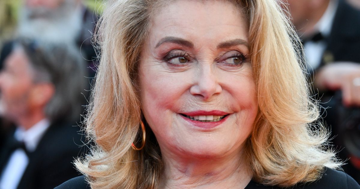 Photos de l'intérieur du château de Catherine Deneuve : un bien qu'elle a revendu pour des millions d'euros