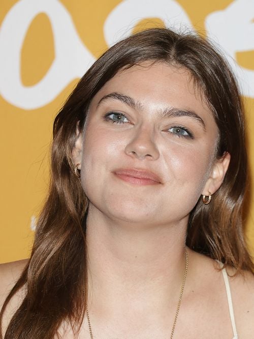 Louane mariée : cette somptueuse robe qu'elle n'a finalement pas portée pour dire "oui" à Florian Rossi