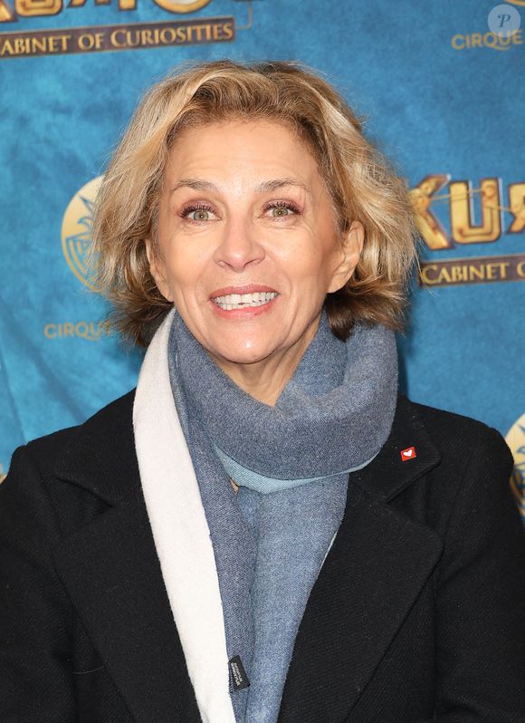 Corinne Touzet - Première du spectacle du Cirque du Soleil "Kurios, Cabinet des curiosités" à Chatou le 21 novembre 2023. © Coadic Guirec/Bestimage