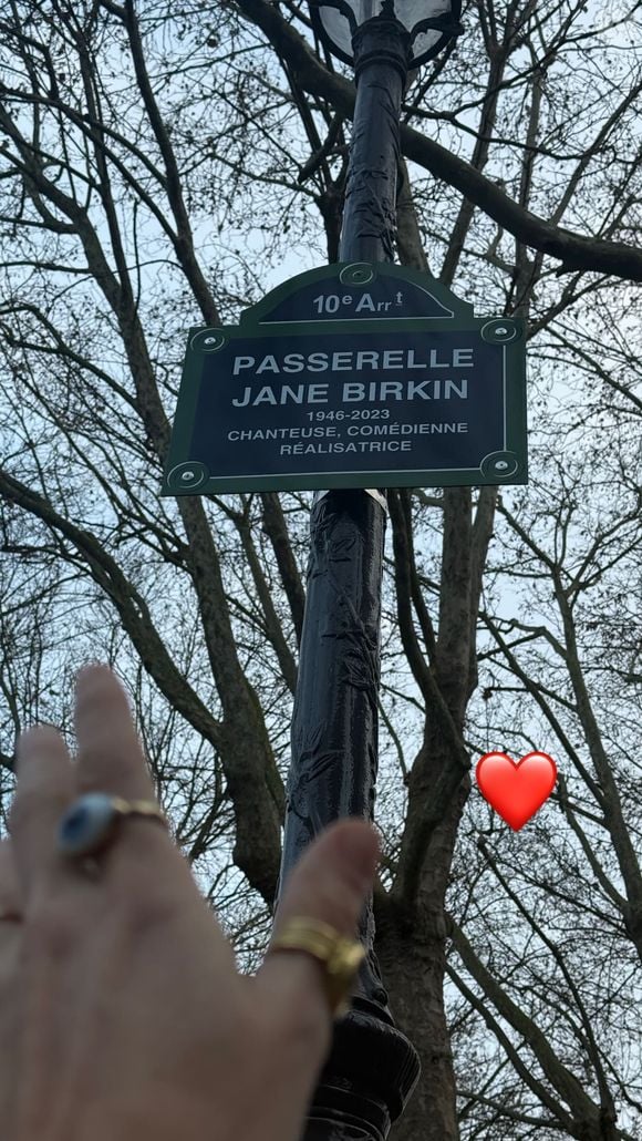 Story Instagram de Lou Doillon