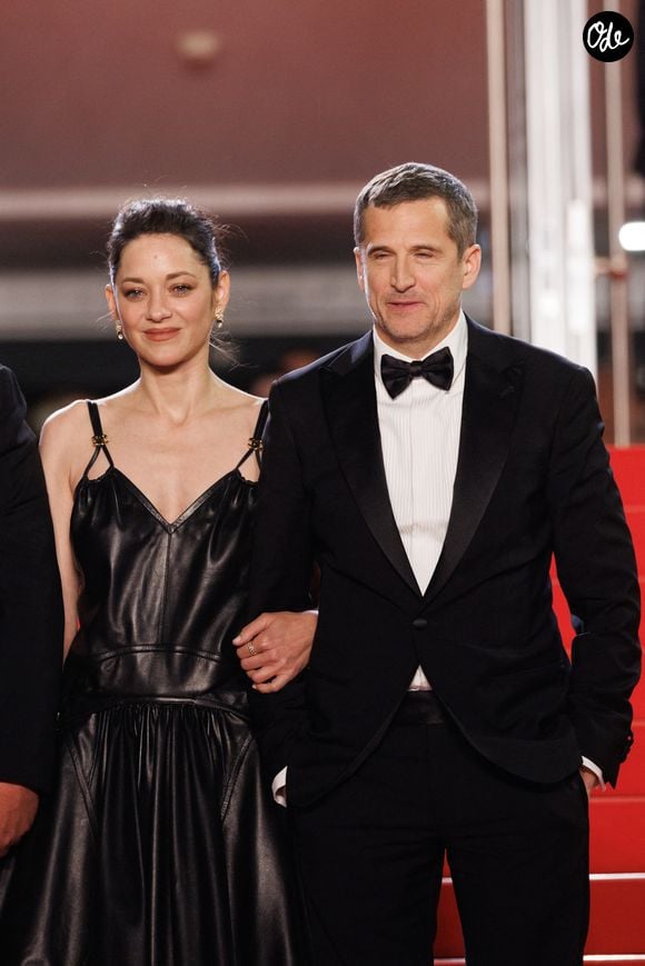 Marion Cotillard et Guillaume Canet - Descente des marches du film « Karma » lors du 79ème Festival International du Film de Cannes, le 15 mai 2026. © Jacovides-Moreau / Bestimage