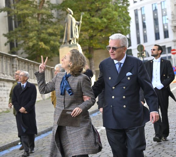 Dylan n'a pas partagé le même enthousiasme que son petit frère. 

 La famille royale de Belgique présente au Te Deum à l'occasion de la Fête du roi dans la cathédrale Saints-Michel-et-Gudule de Bruxelles, Belgique, le 15 novembre 2022. © Philip Reynaers/PhotoNews/Bestimage