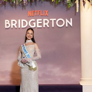 Hinaupoko Devèze (Miss France 2026) - Photocall de l'avant-première mondiale parisienne de la saison 4 Netflix de "Bridgerton" au Palais Brongniart à Paris, France, le 14 janvier 2026. © Cyril Moreau/Bestimage