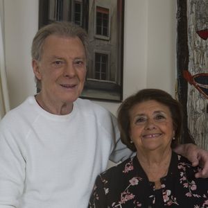 Deux mois après le décès d'Herbert Léonard, sa femme a publié un message sur les réseaux.

Herbert Leonard et sa femme Cléo chez eux à Barbizon.

Photo : JLPPA / Bestimage