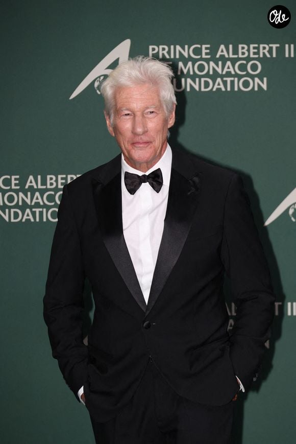 L'acteur l'aurait supplié à genoux de travailler avec lui

Richard Gere  assiste au gala organisé à l'occasion du 20e anniversaire de la Fondation du Prince Albert II de Monaco à l'Opéra de Monte-Carlo, à Monaco, le 18 septembre 2026. Photo de Jean-Charles Vinaj/ABACAPRESS.COM