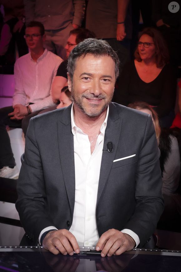 Exclusif - Bernard Montiel, sur le plateau de l’émission « TPMP » présentée par C.Hanouna et diffusée en direct sur Youtube et sur toutes les box (SFR, FREE, Bouygues, MyCanal etc), Paris, France, le 25 mars 2025. © Jack Tribeca / Bestimage