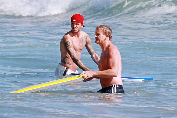 David Beckham, Gordon Ramsay et leurs familles sont vus en train de s'amuser dans la maison de plage de Beckham à Malibu, en Californie. Pacific Coast News/ABACA