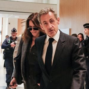 Nicolas Sarkozy et sa femme Carla Bruni - Dernier jour du procès du financement libyen de Sarkozy au tribunal de Paris, France, le 8 avril 2025. 

© Christophe Clovis/Bestimage