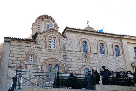 L'église Saint Nicolas Ragavas dans le district de Plaka à Athènes où s'est déroule le mariage du Prince Nikolaos de Grèce et de Chrysi Vardinogiannis. Photo by Georgos Kontarinis/Eurokinissi/ABACAPRESS.COM