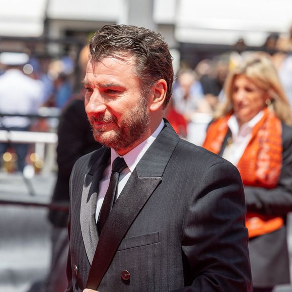 Très investi dans son rôle de père, Michaël Youn confie que sa fille aînée aimerait déjà suivre ses traces !

Michaël Youn à la montée des marches du film « Moulin » lors du 79ème Festival International du Film de Cannes, France, le 16 mai 2026. © Jacovides-Moreau/Bestimage