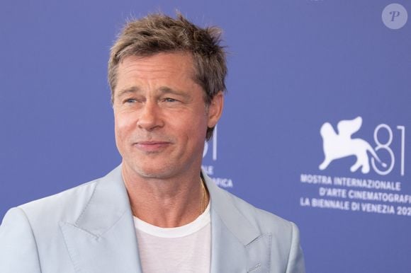Le 1er septembre 2024, Lido Di Venezia, Italie : Brad Pitt assiste au photocall ''Wolfs'' pendant le 81ème Festival International du Film de Venise au Palazzo del Casino le 01 septembre 2024 à Venise, Italie. Ã'Â©Photo : Cinzia Camela. (Credit Image : © Cinzia Camela/LPS via ZUMA Press Wire)