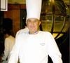 Les cuisines ont notamment été réaménagées pour améliorer le confort des équipes.

Paul Bocuse - Le Savour Club fete ses quarante ans a l'hotel d'Evreux.