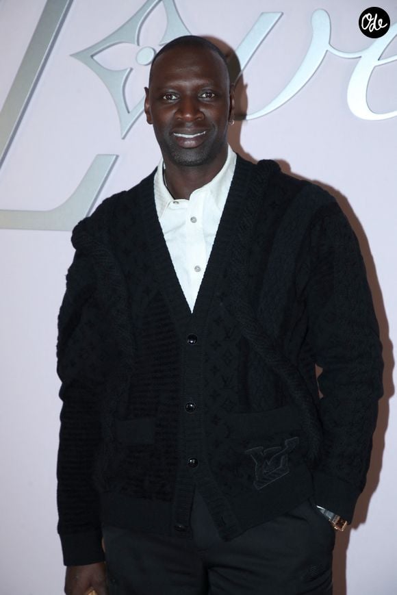 Il reproche aux adultes de ne pas écouter les revendications des jeunes.

Omar Sy - Photocall du Défilé de Mode Louis Vuitton Homme, Mode Masculine prêt-à-porter Automne/Hiver 2025-2026 dans le cadre de la Fashion Week de Paris, France, le 21 Janvier 2025. © Bertrand Rindoff / Bestimage