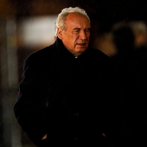 François Bayrou - Arrivées à la cérémonie de réouverture de la cathédrale Notre-Dame de Paris, le 7 décembre 2024. Joyau de l’art gothique, lieu de culte et de culture, symbole universel de la France et de son histoire, la cathédrale de Notre-Dame de Paris rouvre ses portes les 7 et 8 décembre, cinq ans après le terrible incendie qui l’avait ravagée le 15 avril 2019. © Bestimage