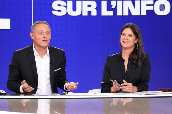Marc-Olivier Fogiel et Apolline de Malherbe lors de la conférence de presse de rentrée BFM TV. - RMC du groupe Altice France à Paris, France, le 31 août 2023. © Coadic Guirec/Bestimage