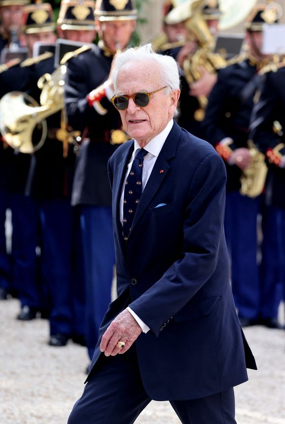 Philippe Labro - Dîner d'état en l'honneur du président des Etats-Unis et sa femme au palais de l'Elysée à Paris, à l'occasion de leur visite officielle en France. Le 8 juin 2024
© Jacovides-Moreau / Bestimage