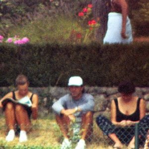 Pourtant c'est lors d'un séjour à Avoriaz que tout a basculé. Vanessa Paradis a fait le premier pas et Florent Pagny n'a pu la repousser, tant il était déjà attiré par elle.

Florent Pagny et Vanessa Paradis en vacances en 1990
CHARRIAU / BESTIMAGE