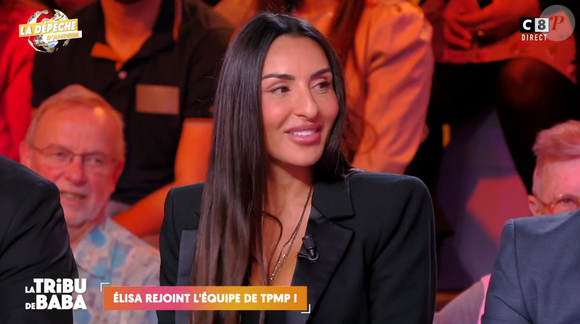 Cyril Hanouna présente Elisa, sa nouvelle chroniqueuse dans "Touche pas à mon poste". C8