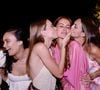 Une amitié sincère s'est même développée entre la reine de beauté et la nouvelle compagne du sportif, Alice Detollenaere.

Exclusif - Valérie Bègue, Amandine Petit, Malika Ménard, Marine Lorphelin, Flora Coquerel lors de l'anniversaire de Malika Ménard à Paris le 20 juillet 2021. 

© Rachid Bellak / Bestimage
