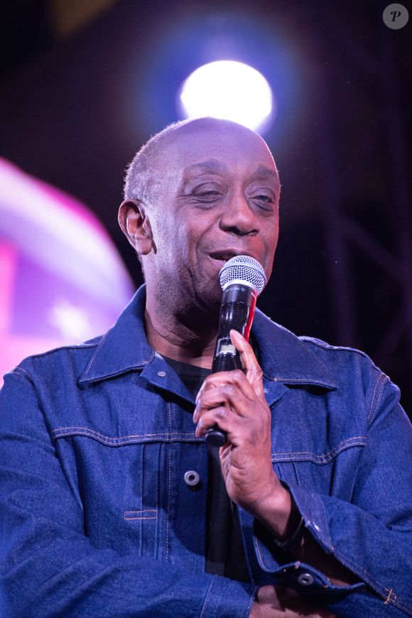 L’ambition de l’école est claire : devenir un véritable tremplin vers les métiers de la radio, de la télévision, de l’audiovisuel et des médias connectés.

Charly Nestor au Concert de la Foire de Lyon le 8 avril 2025 Cyril Lestage / PsnewZ / Bestimage