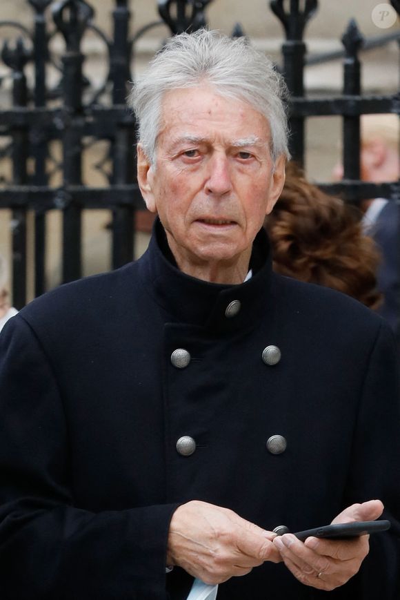 Son poste consiste également à surveiller les journaux télévisés pour repérer les erreurs de français.

Jean-Claude Narcy à la sortie des obsèques d'Emmanuel de La Taille en la basilique Sainte-Clotilde de Paris, France, le 22 octobre 2021. Photo par Christophe Clovis / Bestimage