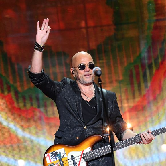 Pascal Obispo - Direct de l'émission "Tous ensemble pour la musique" pour la fête de la musique 2020 à l'AccorHotels Arena à Paris le 19 juin 2020.

© Cyril Moreau / Veeren Ramsamy / Bestimage
