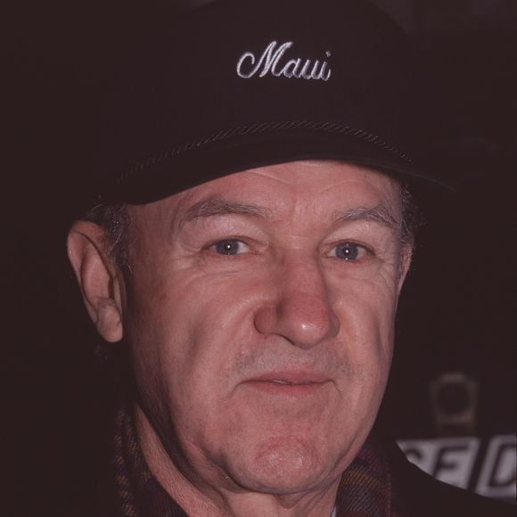 Une démarche "très inhabituelle", ont glissé nos confrères. "Essayer de bloquer le rapport d'autopsie est très atypique, ce n'est pas quelque chose que j'ai déjà vu", a souligné un proche de l'enquête en attendant l'audience. Affaire à suivre... 

Santa Fe, NM - L'acteur Gene Hackman (95 ans) et son épouse Betsy Arakawa (63 ans) ont été retrouvés morts dans leur maison de Santa Fe, au Nouveau-Mexique. Les autorités ont déclaré qu'une enquête était en cours. (Backgrid USA / Bestimage).