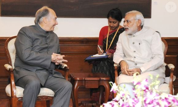 Le prince Karim Aga Khan IV rencontre le premier ministre indien Shri Narendra Modi à New Delhi, le 7 avril 2015. I.N.B. via Bestimage