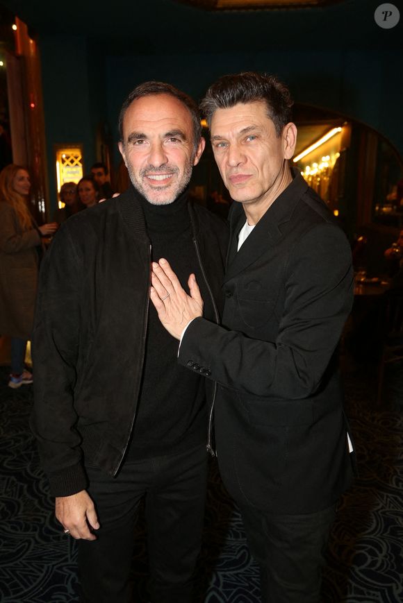 Nikos Aliagas et Marc Lavoine lors de la Générale de Presse du Spectacle de Marc Lavoine & Fabrice Aboulker "Les souliers rouges" a Paris, France, le 04 Février 2020. Photo par Jerome Domine/Abaca