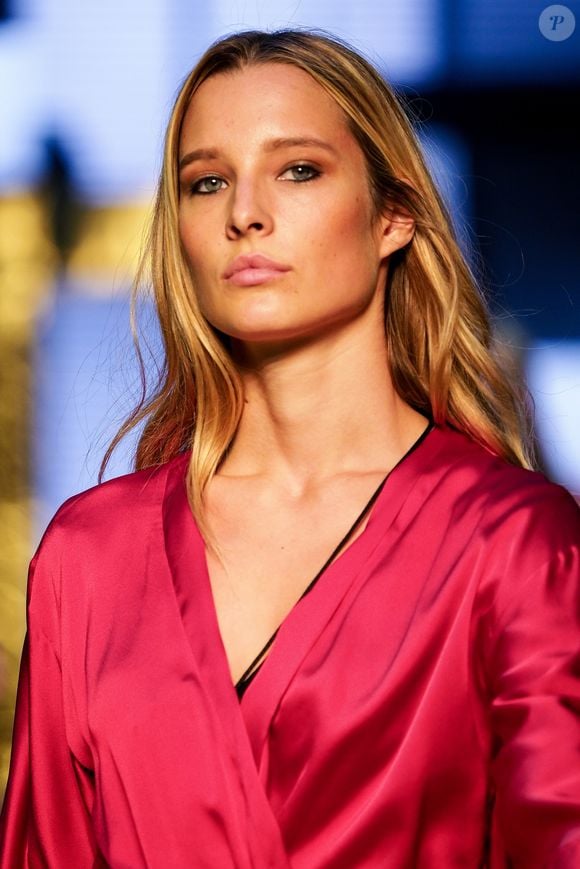 Ilona Smet au backstage - 10ème édition du "Etam Live Show" (Etam Lingerie) lors de la Fashion Week à Paris, France, le 26 septembre 2017. Photo by Rachid Bellak/Bestimage