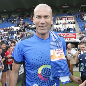Zinédine Zidane (entraîneur du Real Madrid) lors du "Match des légendes" (match caritatif mi-foot, mi-rugby) au profit de l’association de P.Olmeta, "Un sourire, un espoir pour la vie", qui vient en aide aux enfants malades, au stade Chaban Delmas, Bordeaux, France, le 27 Mai 2019. © Patrick Bernard/Bestimage