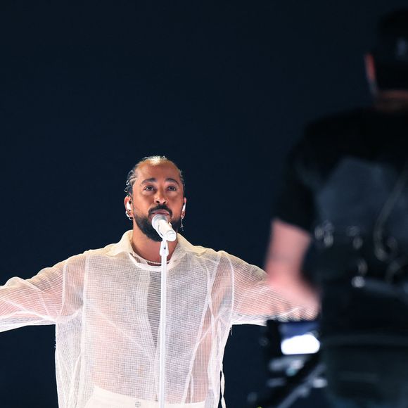 Slimane avec sa chanson "Mon Amour" lors de la dernière répétition générale avant la finale de la 68ème édition du Concours Eurovision de la chanson (ESC) à la Malmö Arena, à Malmö, Suède, le 11 mai 2024. © Andreas Hillergren/TTNews/Bestimage