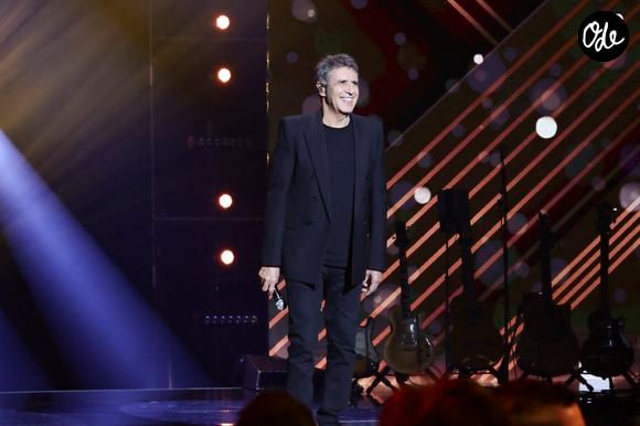 Exclusif - Julien Clerc, lors de l'enregistrement de l'émission "La fête de la chanson française - 20 ans d'émotions" présentée par L.Thilleman et A.Manoukian, et diffusée le 17 avril sur France 3 à Paris, France, le 9 décembre 2025. © Jack Tribeca/Bestimage