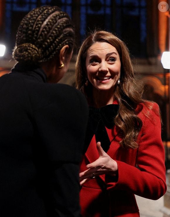 La princesse de Galles Kate Middleton  arrive à l'abbaye de Westminster, à Londres, pour assister à la cérémonie de chants Together At Christmas. Date de la photo : Vendredi 6 décembre 2024. Isabel Infantes/PA Wire |PA Wire : Isabel Infantes/PA Wire