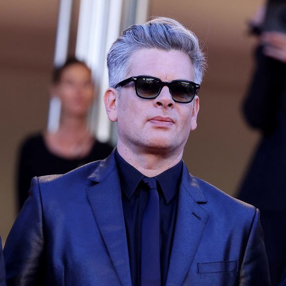 Benjamin Biolay - Montée des marches du film « Marcello Mio » lors du 77ème Festival International du Film de Cannes, au Palais des Festivals à Cannes. Le 21 mai 2024

© Jacovides-Moreau / Bestimage