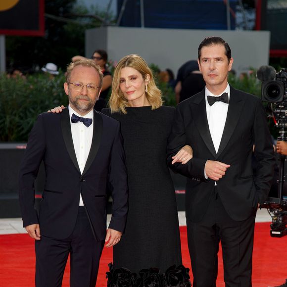 Nicolas Pariser, Chiara Mastroianni, Melvil Poupaud - Première du film "Un peu avant minuit" lors du 83ème Festival International du Film de Venise (Mostra) le 10 septembre 2026. © Jasmine Aissaoui / Bestimage