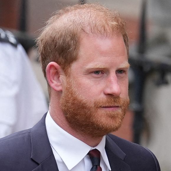 Le prince Harry et Meghan Markle ont quitté la famille royale.

Le duc de Sussex arrive à la Cour royale de justice, au centre de Londres, au Royaume-Uni, pour faire appel d'une décision de la Haute Cour concernant sa plainte contre le ministère de l'Intérieur au sujet du niveau de sécurité dont il bénéficie lorsqu'il est au Royaume-Uni. © North Lucy/PA Photos/ABACA