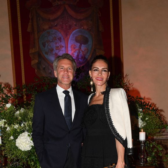Emmanuel-Philibert de Savoie et Adriana Abascal forment un couple épanoui.

Emmanuel-Philibert de Savoie et Adriana Abascal au dîner de gala. Rome, Palazzo Ruspoli Dîner de gala pour le concert d'Omar Harfouch au Parlement italien. Italie. Photo par IPA/ABACAPRESS.COM