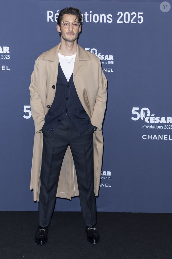 Pierre Niney - Photocall de la soirée "Cesar Révélations 2025" au Trianon à Paris le 20 janvier 2025.

© Olivier Borde / Bestimage
