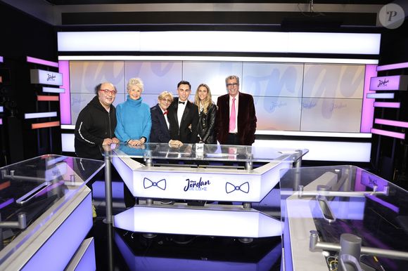 Exclusif - Patrick et Isabelle Balkany, Danièle Gilbert, Sarah Saldmann -  Jordan de Luxe sur le plateau d eson émission pour la dernière de "Chez Jordan de Luxe" diffusée sur C8 le 19 février 2025.

© Cédric Perrin / Bestimage