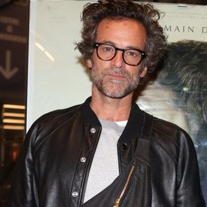 Depuis mai 2025, François Duris occupe le poste prestigieux de Creative Director chez la marque de smartphones HONOR.
Exclusif - Romain Duris lors de l'avant-première du film "Fils de Personne" au cinéma UGC Ciné Bordeaux, le 3 juin 2026.
© Jean-Marc Lhomer / Bestimage